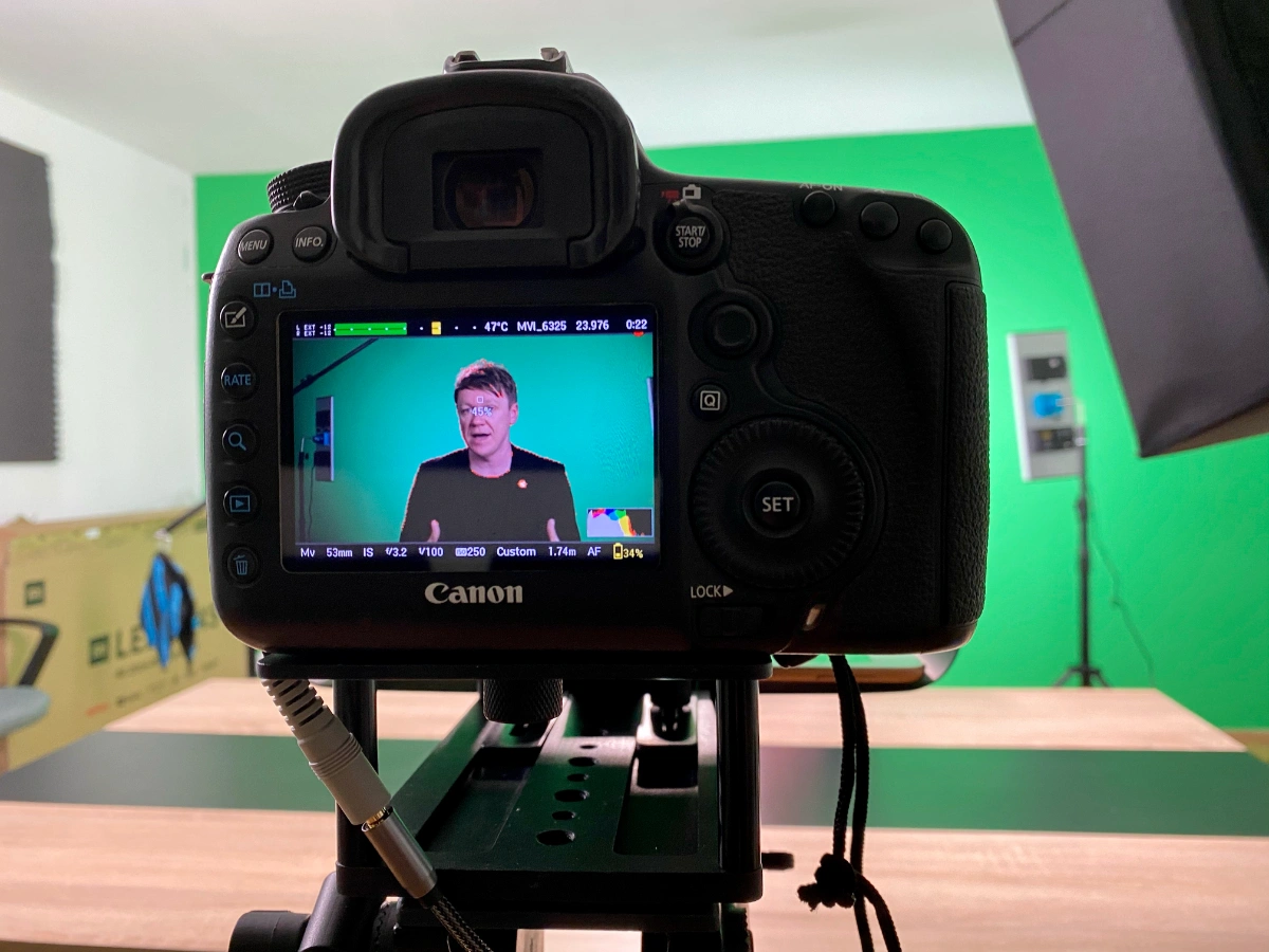 MDR Feature Video Thumbnail